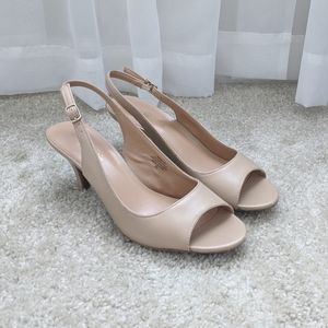 Kelly & Katie Leather Open Toe Heels 8 M